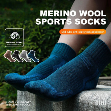 Merino Wool Socks For Men, Super Thick Hiking Socks Thermal Socks For Cold Weather Compression Running Sock for Man Women